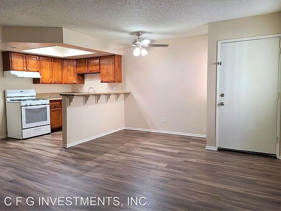 5th image of 721 W La Palma Ave APT 209