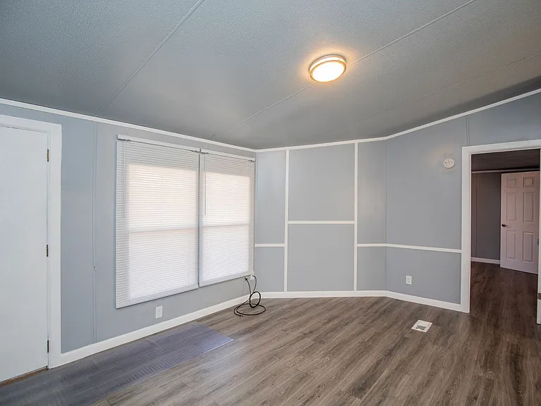 17707 Bittersweet Rd — Photo 4