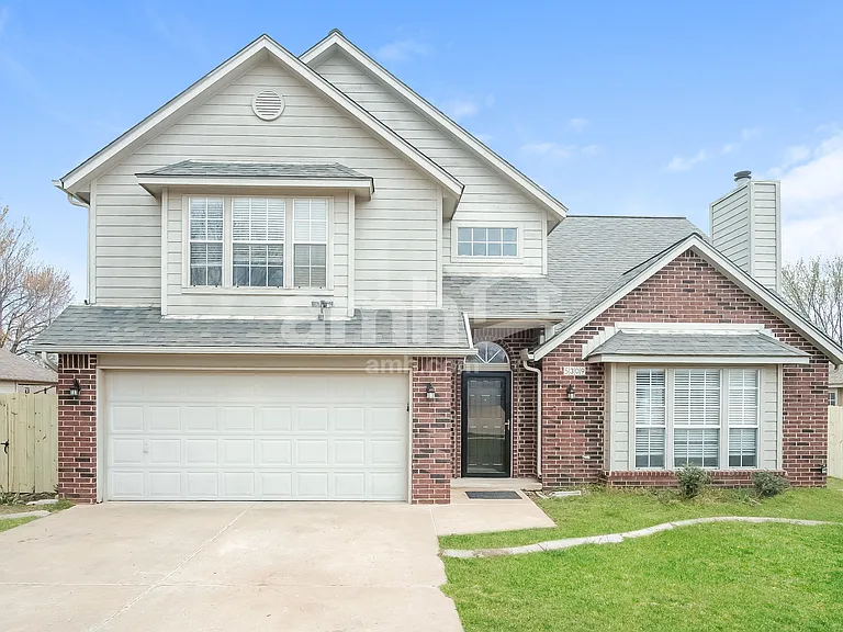5309 S Redbud Ave — Photo 2