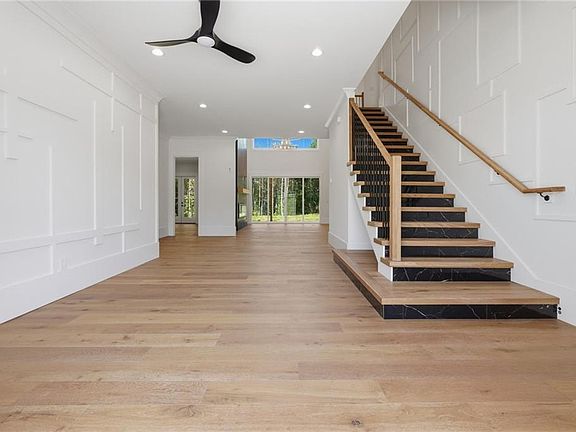 3rd image of 3893 Indian Shoals Rd SE