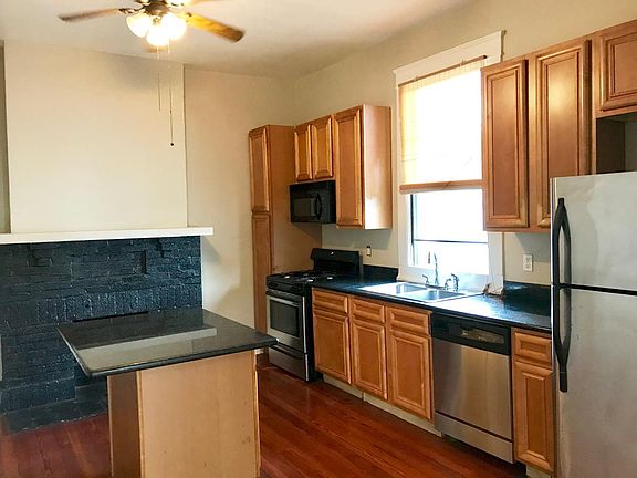 5th image of 7438 Garfield St