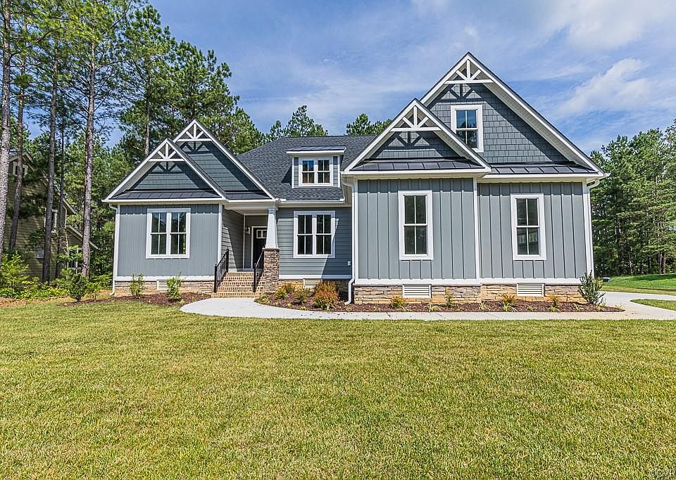 1st image of 5300 Pine Needles Ct