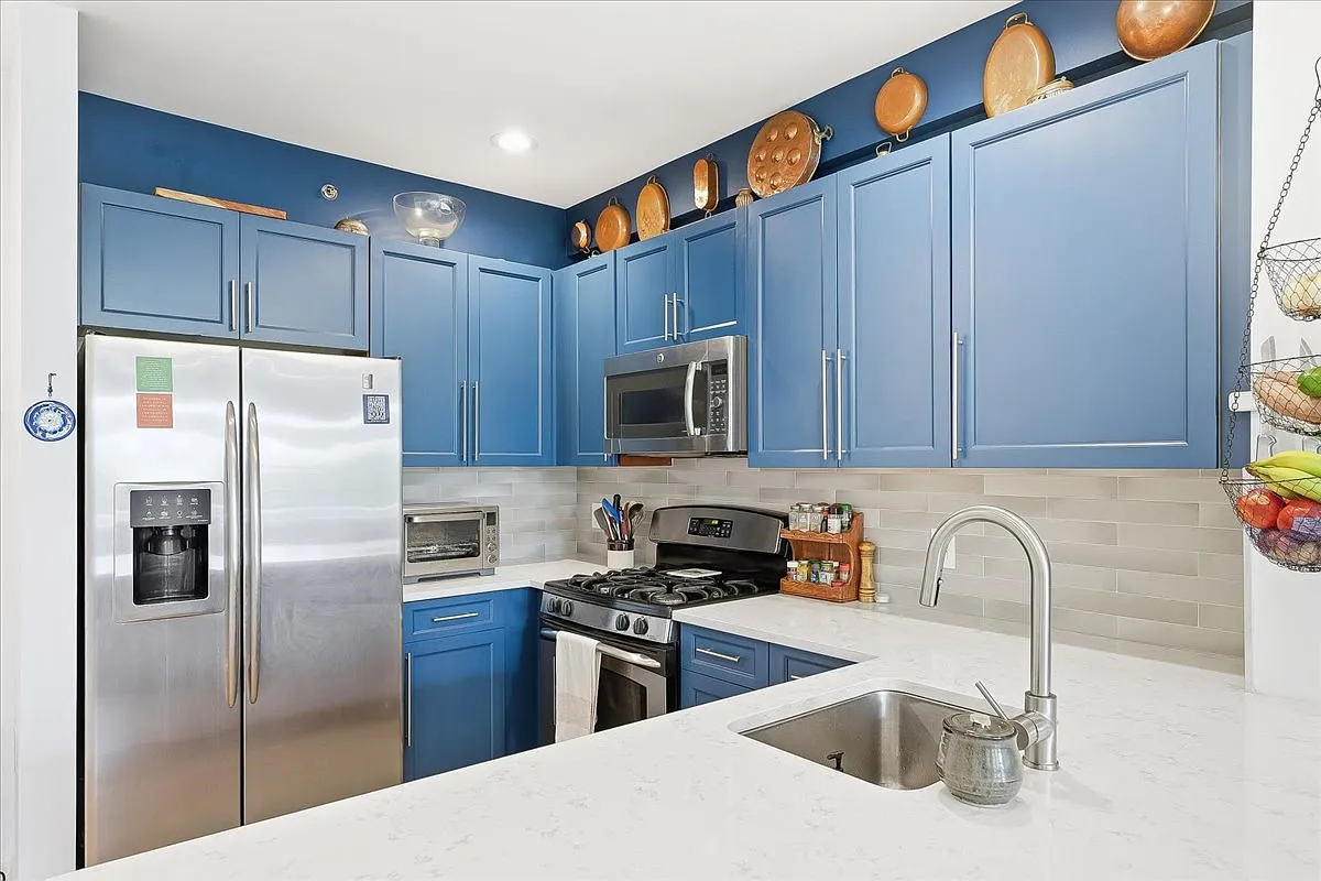 1 bed, 766 sqft, $3,200 — Photo 2