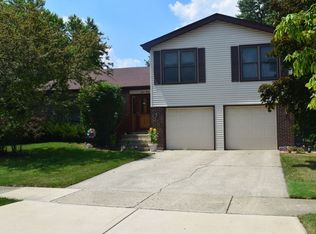 312 Norton Ln, Bloomingdale, IL