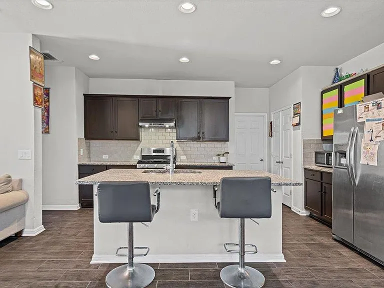 724 Durness Dr #724 — Photo 9