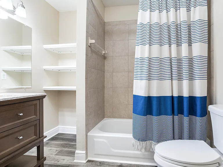 3109 W Horatio St #28 — Photo 16