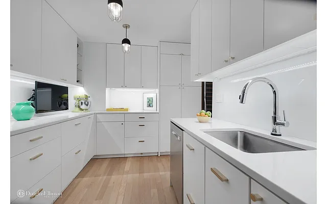 Sold by Douglas Elliman | media 5