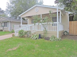 4510 Pengelly Rd, Flint, MI 48507