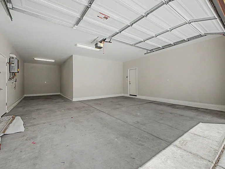 17797 W Cassia Way — Photo 34