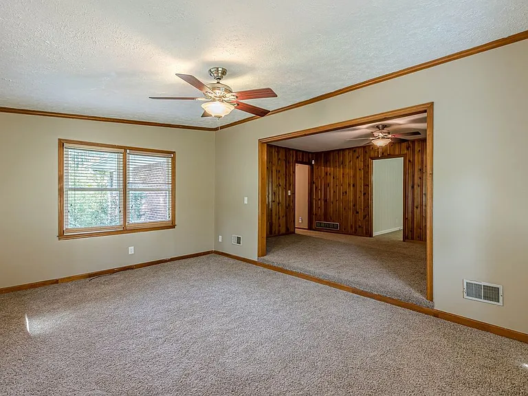 3920 Cliftondale Pl — Photo 25