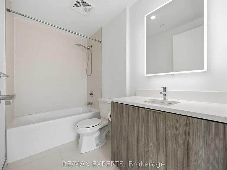 223 Saint Clair Ave W #1007 — Photo 22