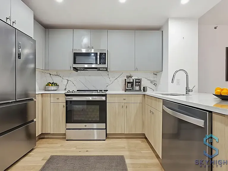 3506 Glenwood Rd #5F — Photo 2
