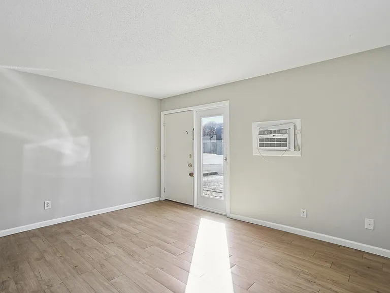 2206 Dale Dr #4 — Photo 13