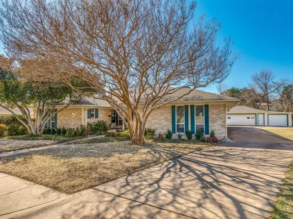 8355 Lullwater Dr, Dallas, TX 75218