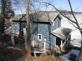 37 Shore Dr, Sabattus, ME 04280