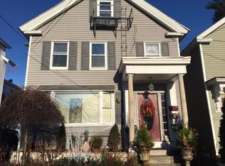 243 Appleton St, Lowell, MA 01852
