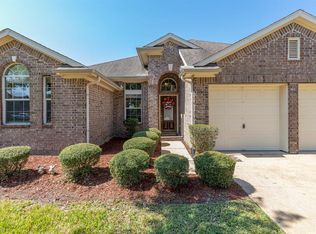 2010 Plantain Lily Ct, Pearland, TX 77581