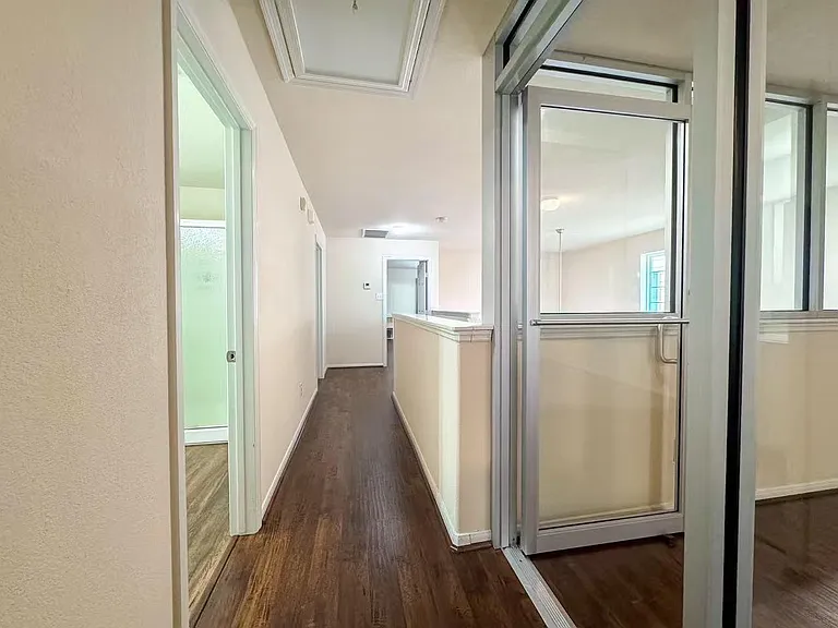 3923 Calgary Cir — Photo 12