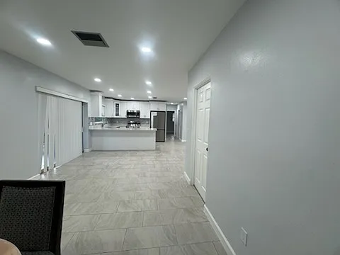 2 bed, 1031 sqft, $2,250 — Photo 4