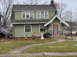 302 Arcadia Ct, Fort Wayne, IN
