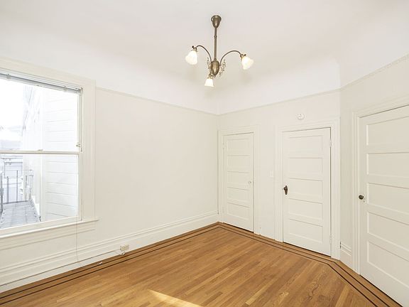 2nd image of 2790B Sacramento St #2790B