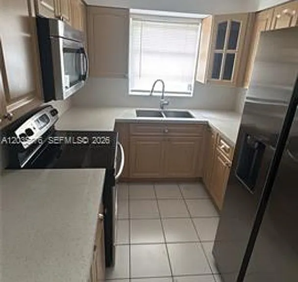830 W 75th St #830 — Photo 1