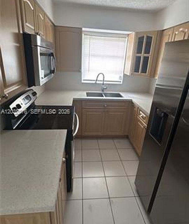 1st image of 830 W 75th St #830