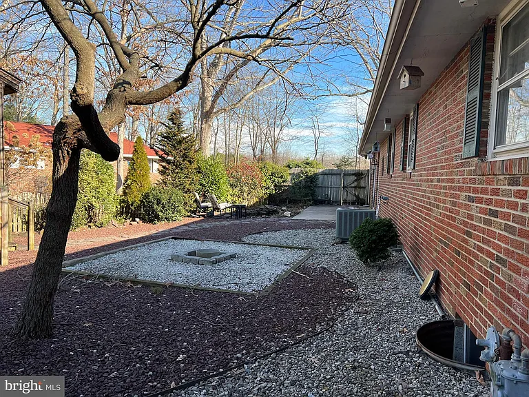 502 Glider Ave — Photo 5