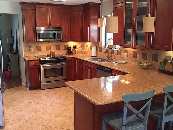 5th image of 311 Huckleberry Dr