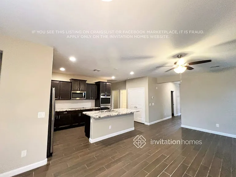 17917 W Tina Ln — Photo 3