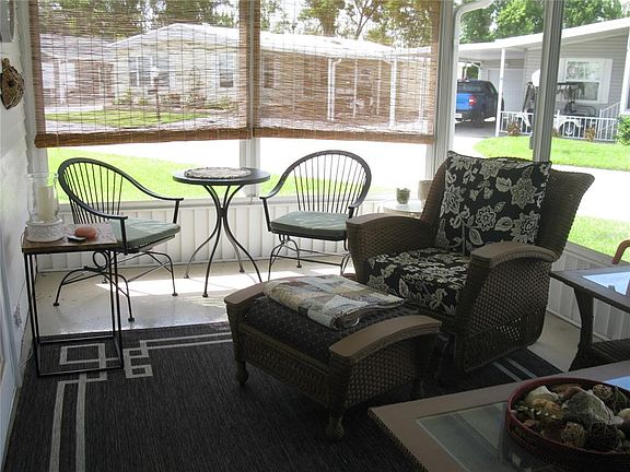 5th image of 326 VICTORIA DRIVE