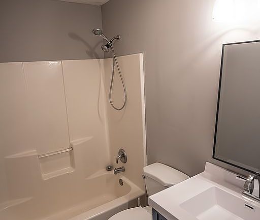 3rd image of 3723 N Bearwood Dr