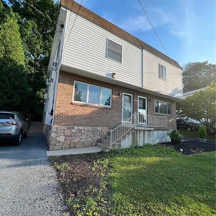 852 Erford Rd #852