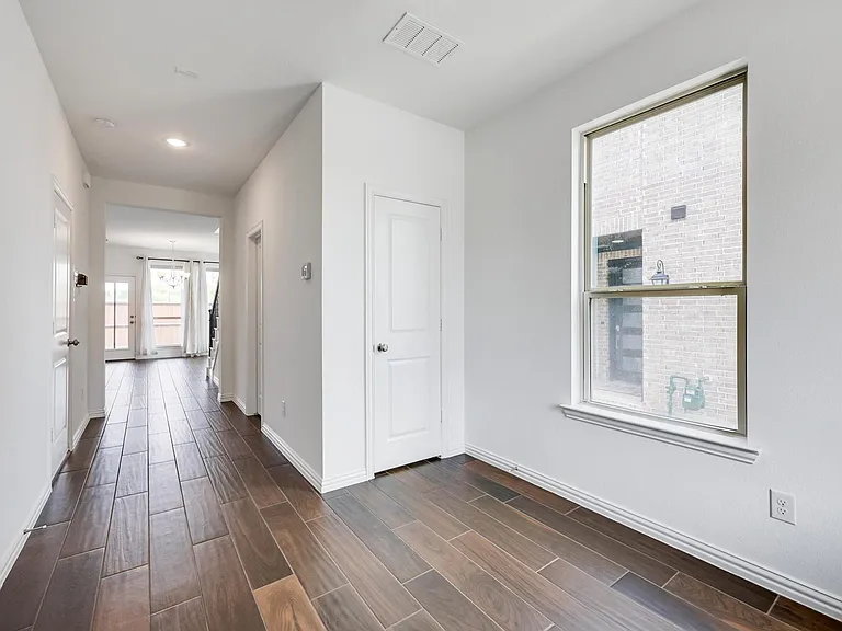 3917 Morel Dr — Photo 6