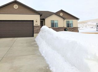 213 Hams Fork Dr, Kemmerer, WY 83101