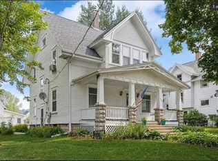 222 E 5th St, Solon, IA 52333