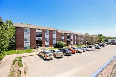 Langston Apartments - Bricktown — Photo 15