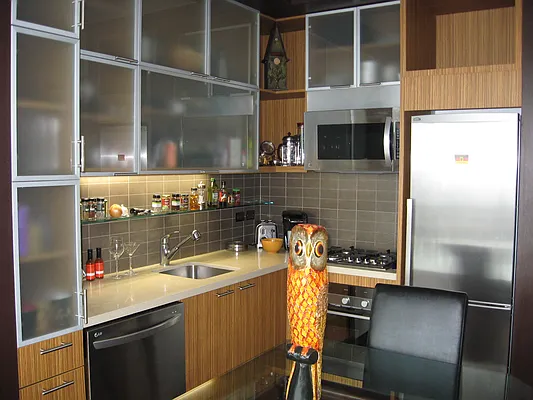 Rented by NY Living Solutions | media 9