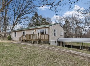 526 Grafenburg Rd, Waddy, KY 40076
