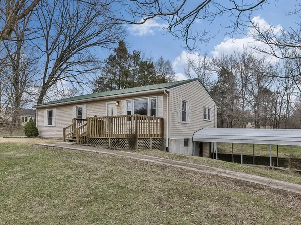 526 Graefenburg Rd, Waddy, KY 40076