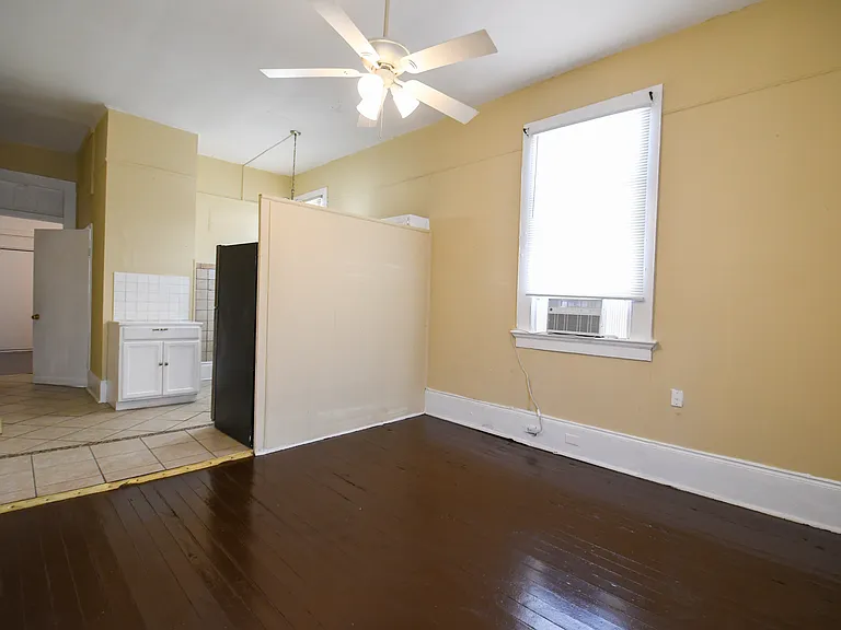 1812 Dante St — Photo 4