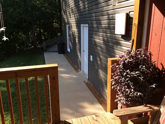 4th image of 465 Winding River Ln