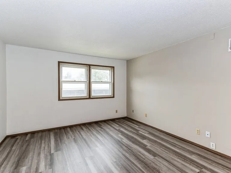307 N Corn Street — Photo 12