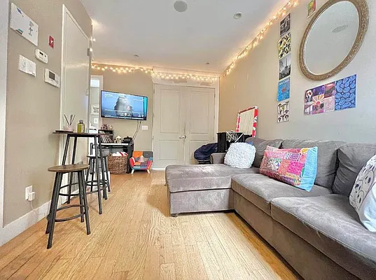 Rented by Doorway NYC, LLC | media 7