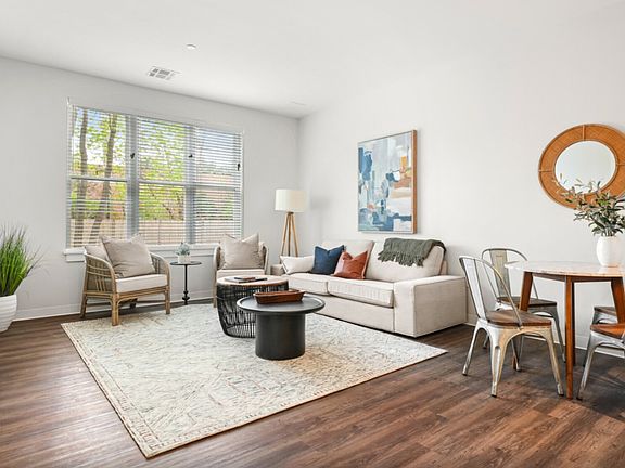 2nd image of 29 Wall St #311