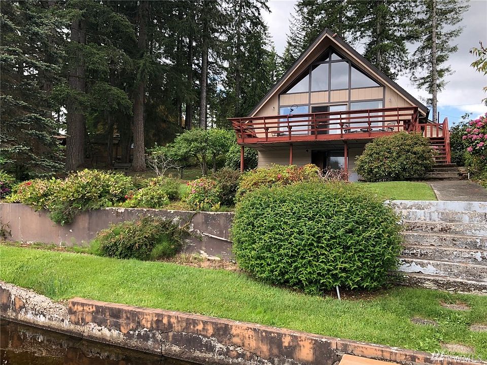 Timberlake's waterfront!