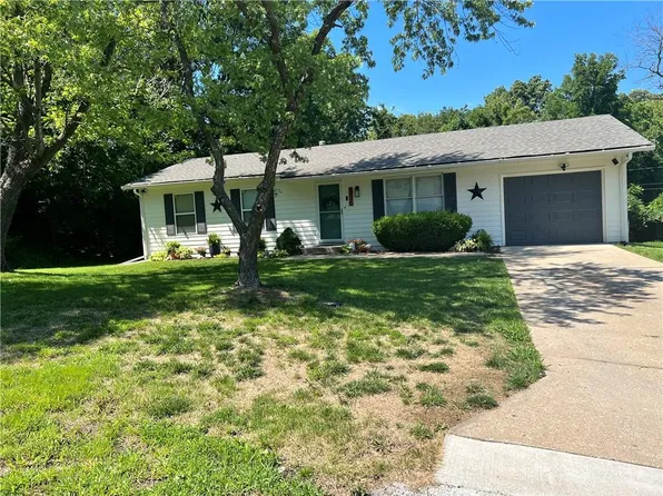 6230 Freeman Ave, Kansas City, KS 66102