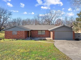 1613 SE Washington Blvd, Bartlesville, OK 74006