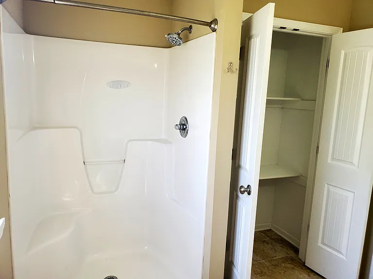1216 Cypress Ct — Photo 10