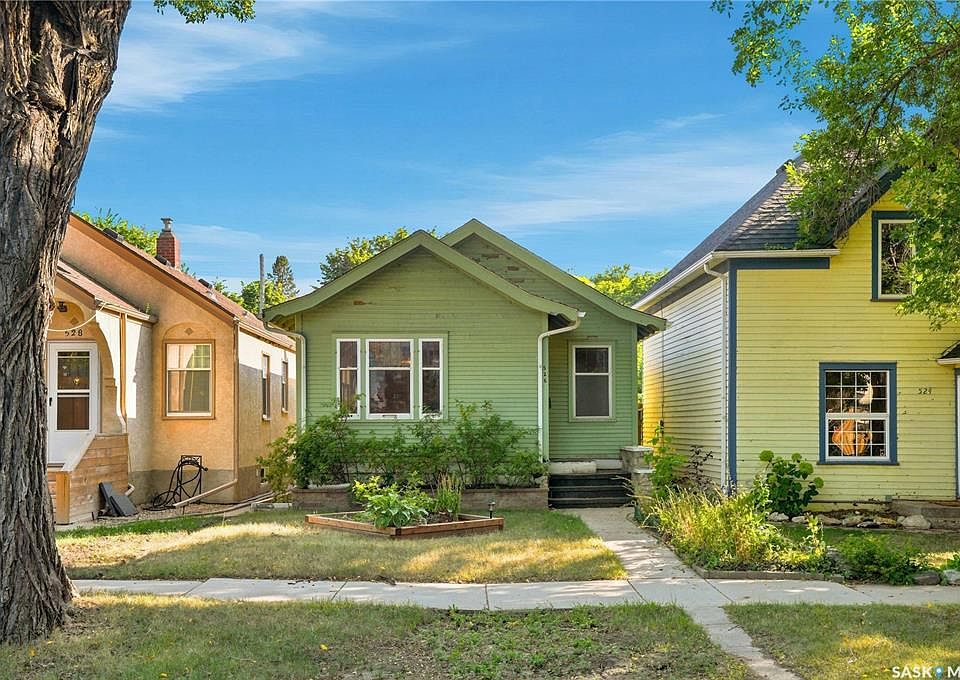 1st image of 526 7th STREET E